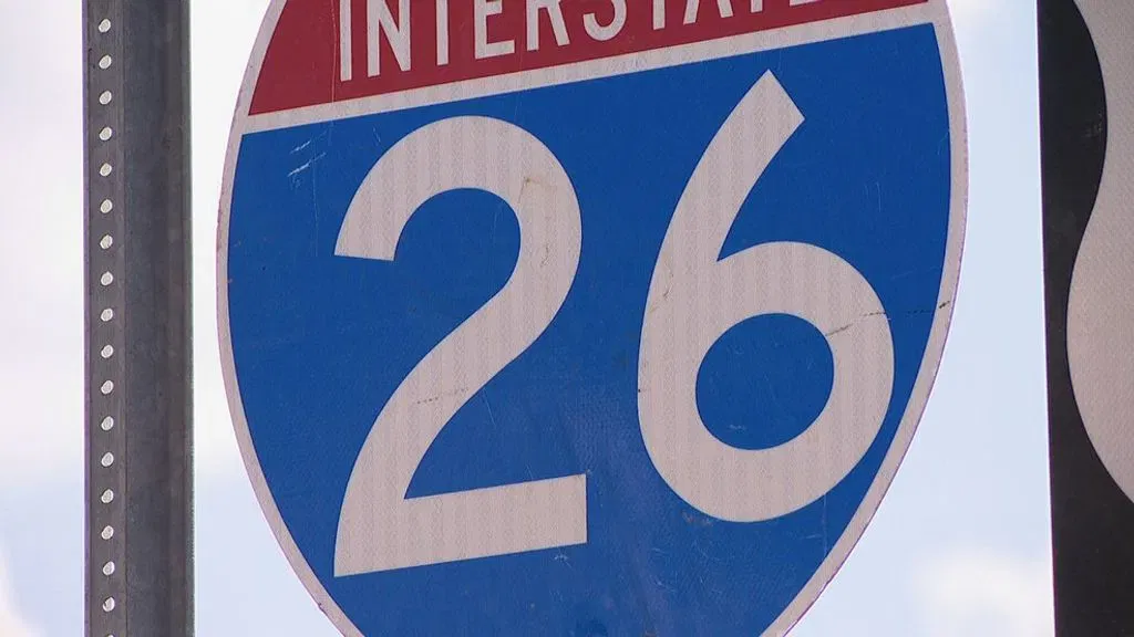 TRAFFIC ALERT OVERNIGHT CLOSURES PLANNED FOR SECTION OF I-26 IN HENDERSON COUNTY