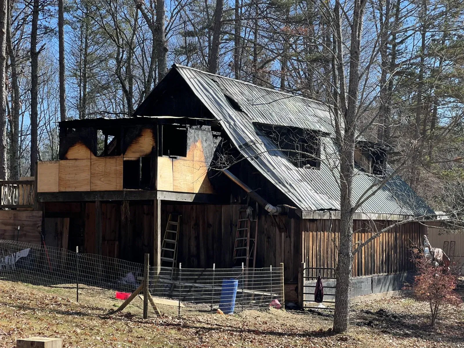 COMMUNITY RALLIES TO SUPPORT MILLS RIVER COUPLE WHO LOST HOME AND PET IN TRAGIC FIRE
