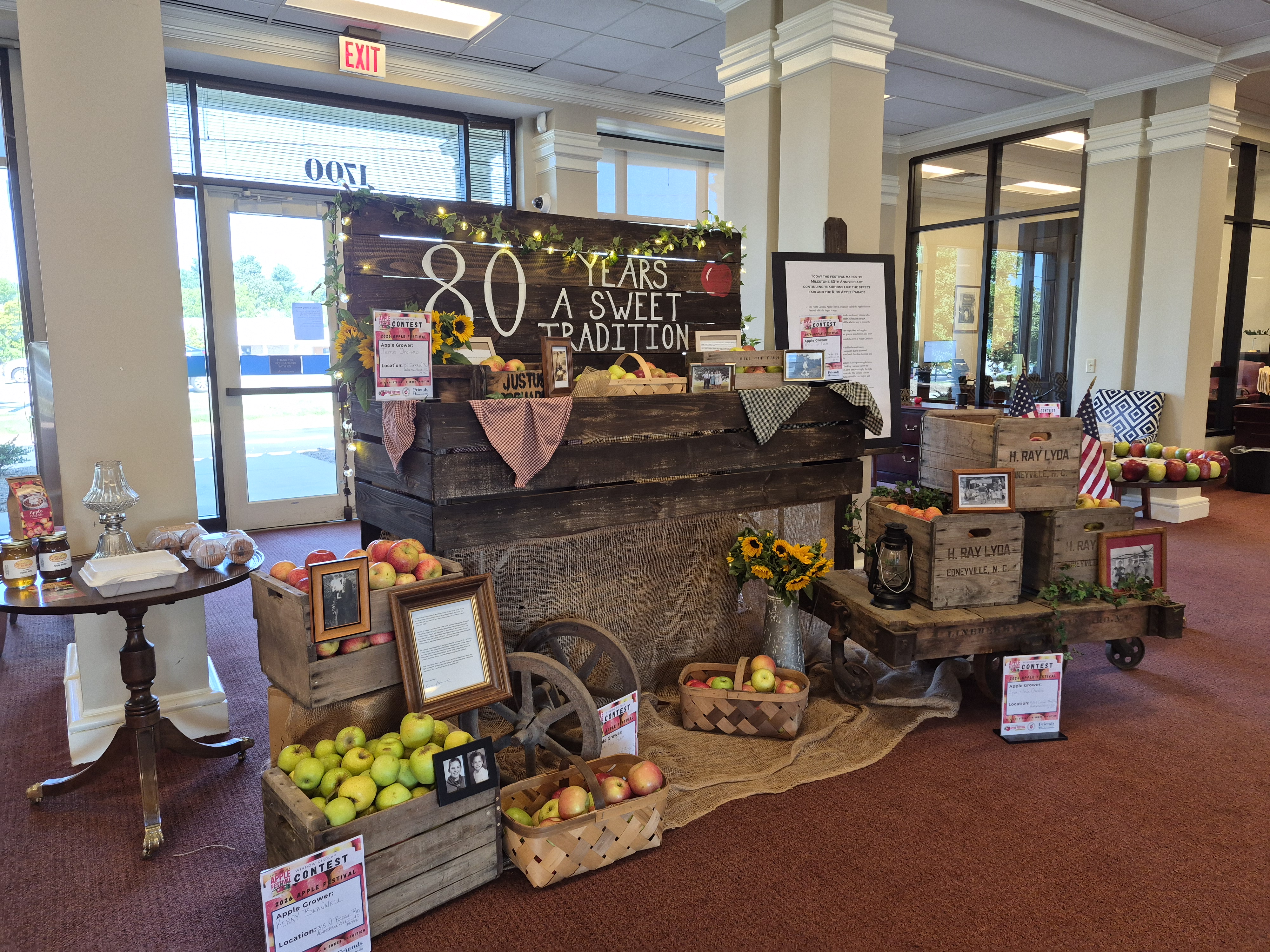 APPLE FESTIVAL WINDOW DISPLAY WINNERS ANNOUNCED FOR 2026