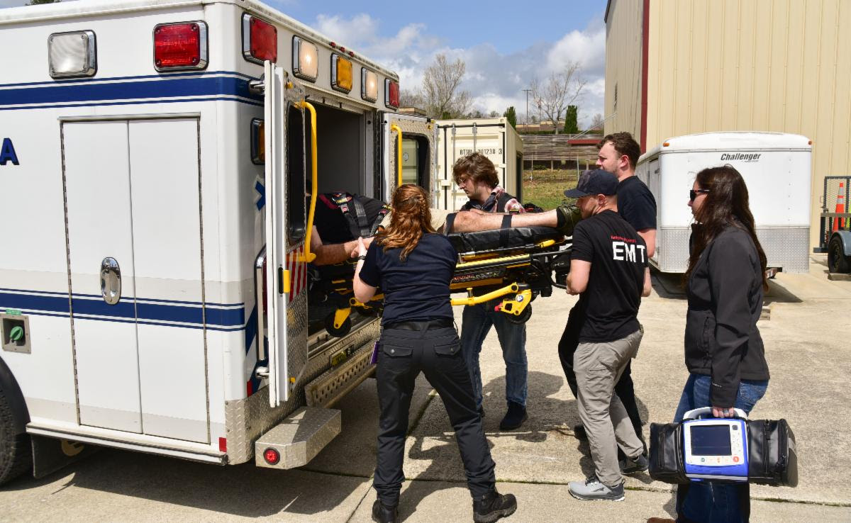 BLUE RIDGE PARAMEDIC CLASS ACES ADVANCED EMT EXAM - WHKP 1450 ...