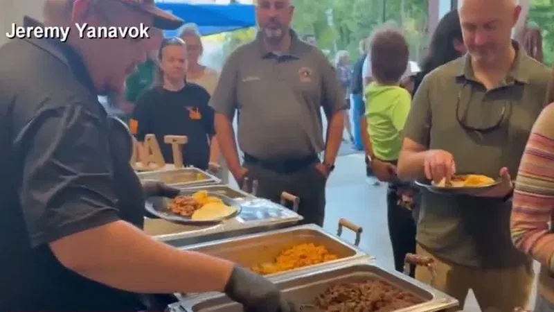 HENDERSON COUNTY DAY OF THANKS SERVES UP FREE MEALS AS FIRST RESPONDER CALLS CLIMB